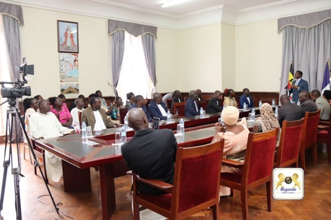 Katikkiro addresses Kiwere Clan head and his descendants Katikkiro addresses Kiwere Clan head and his descendants